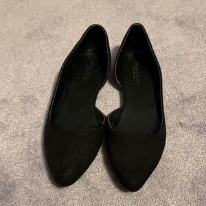 American Eagle Elegant Black Women's Flats